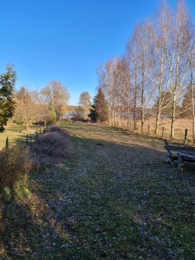 Gaststätte und Ferienhof Zu den Linden Kratzeburg Exterior foto