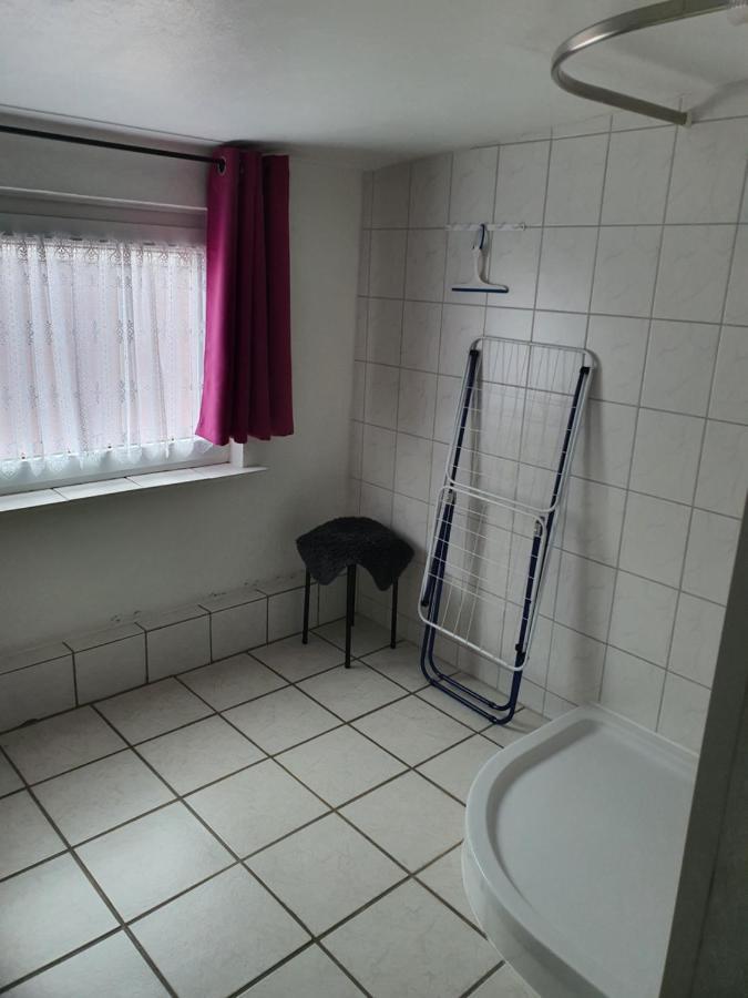 Gaststätte und Ferienhof Zu den Linden Kratzeburg Exterior foto