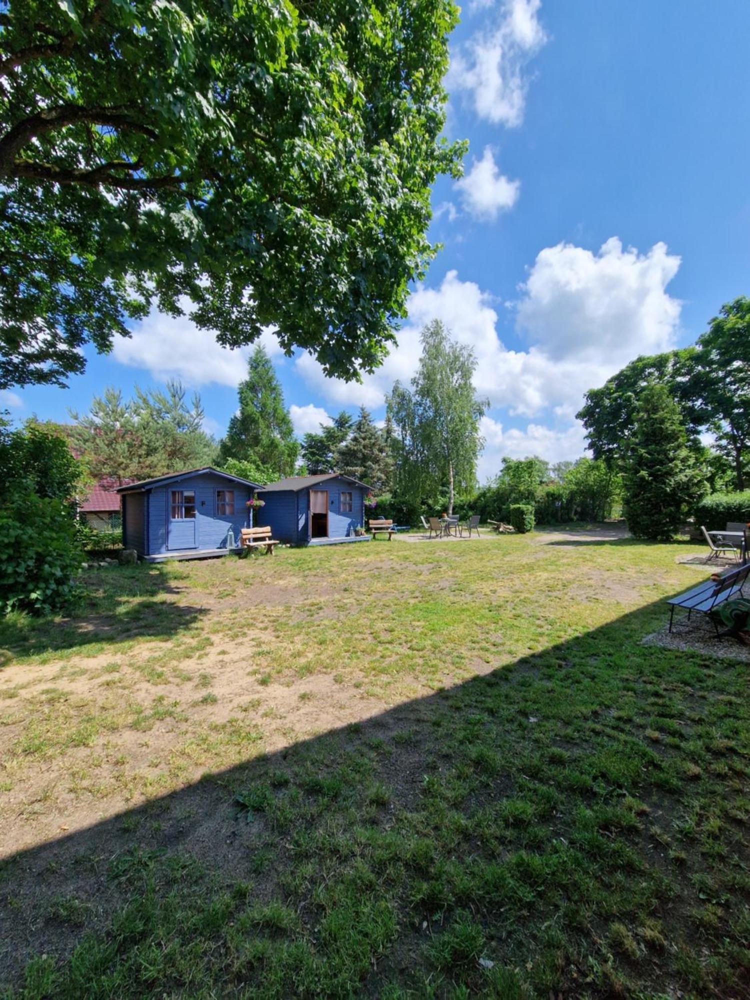 Gaststätte und Ferienhof Zu den Linden Kratzeburg Exterior foto
